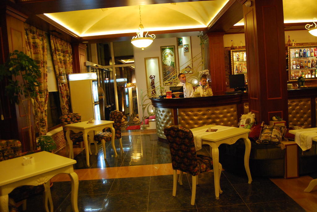 2 Kitarrat Boutique Hotel & Spa Durres Exterior photo