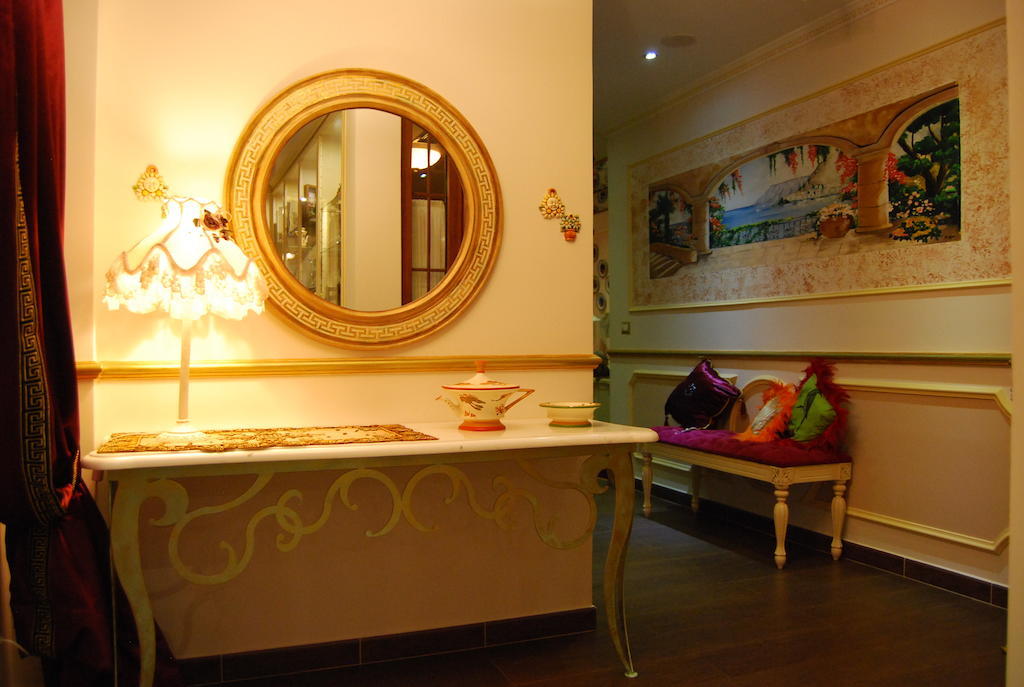 2 Kitarrat Boutique Hotel & Spa Durres Exterior photo